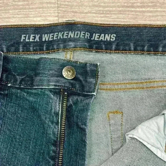 DULUTH TRADING Flex Weekender Jeans 40 x 30 Dark  Zip Fly Relaxed Fit Denim Dad - Picture 5 of 16